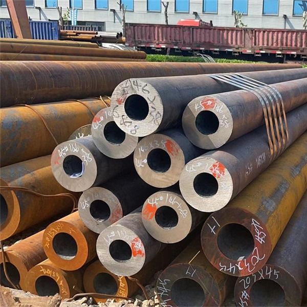 डुप्लेक्स गर्म लुढ़का हुआ सीमलेस स्टील पाइप ग्रेड 20 सीमलेस गर्म लुढ़का हुआ स्टील पाइप ASTM