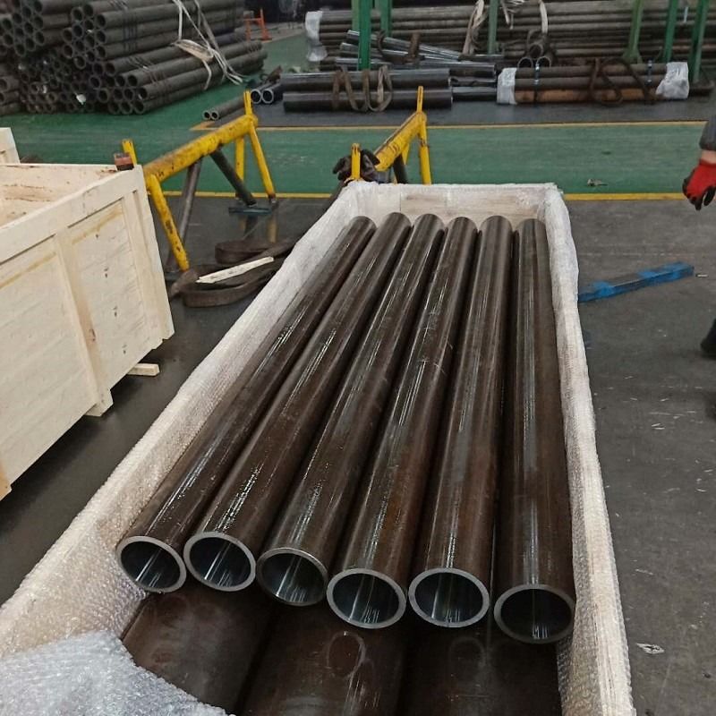 वर्ग गोल ठंडा खींचा निर्बाध स्टेनलेस स्टील ट्यूब Api निर्बाध पाइप a790 uns s32750