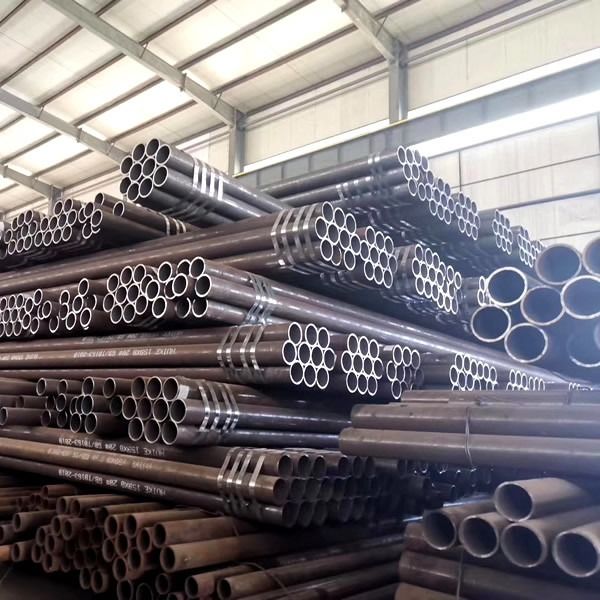 Astm A213 Tp316l Tp304 A269 बॉयलर हीट एक्सचेंजर के लिए निर्बाध मिश्र धातु स्टील पाइप